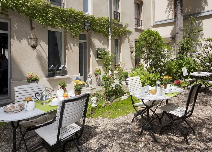 Hôtel de l'Avre Paris